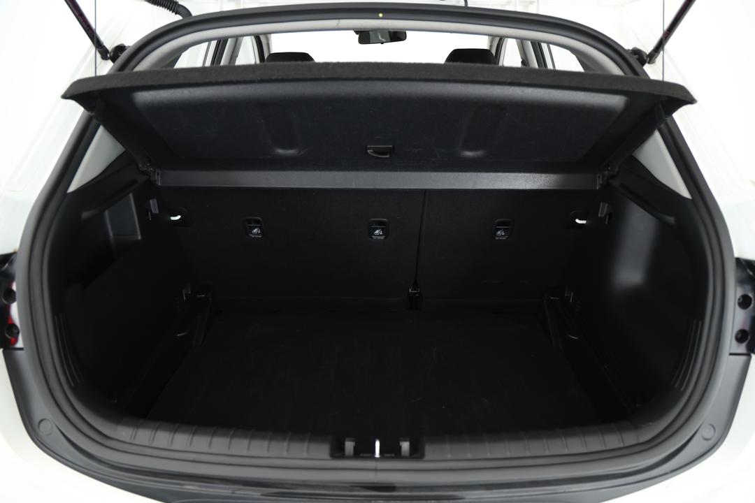 2024 Kia Stonic S, Automatic, 23143 km, Boot Inside View