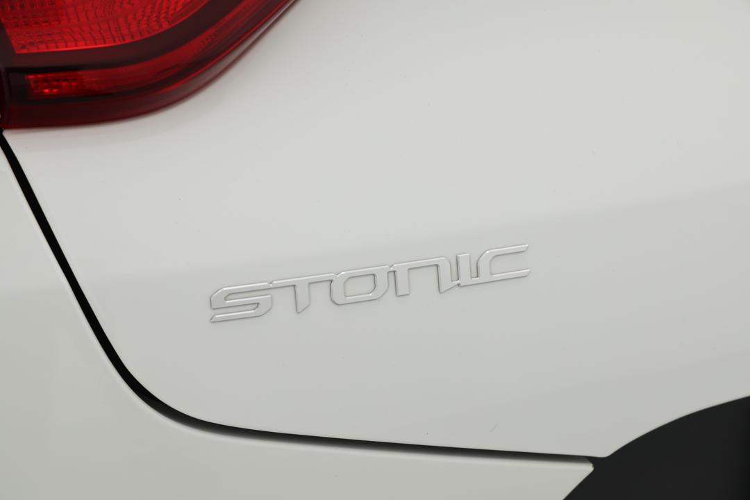 2024 Kia Stonic S, Automatic, 23143 km, Badge (Boot Left Side)