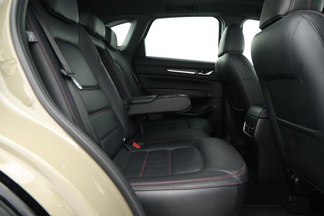 2024 Mazda CX-5 G35 Gt Sp Turbo (AWD), Automatic, 29607 km, Right Side Rear Door Cabin View