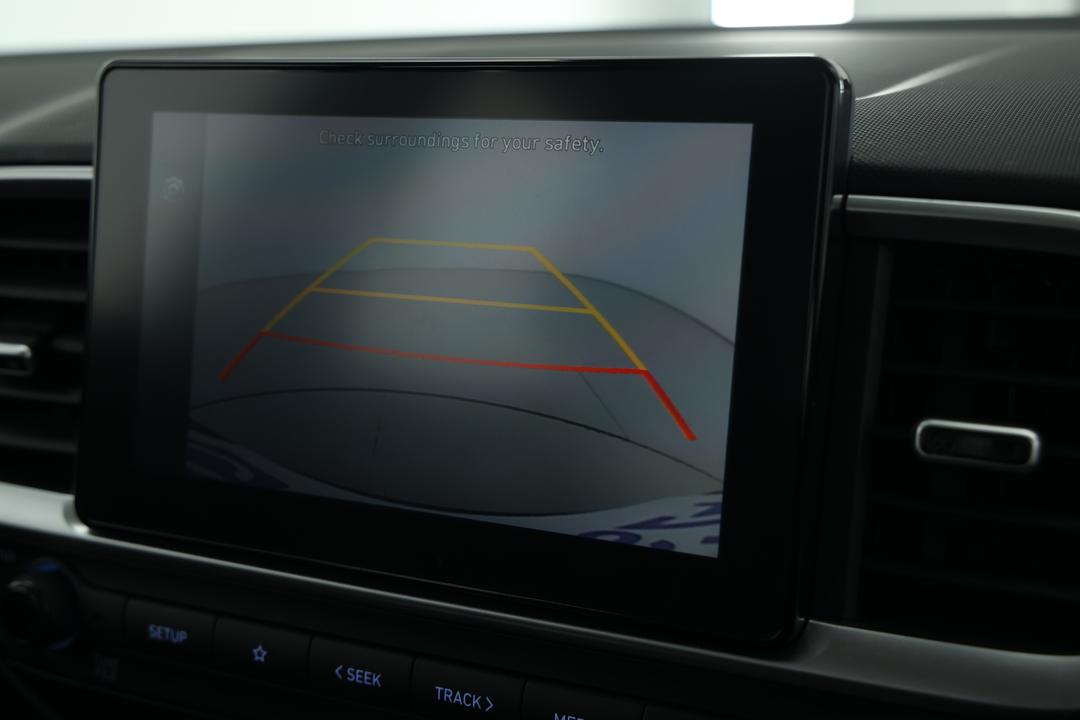 2025 Hyundai Venue Venue, Automatic, 27201 km, Parking Camera