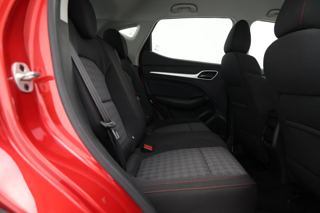 2022 MG Zst Core, Automatic, 26368 km, Right Side Rear Door Cabin View