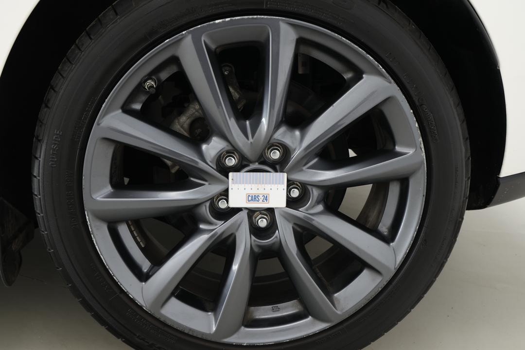 2022 Mazda 3 G20 Evolve, Automatic, 42595 km, Wheels Rim Front RHS Gutter Rash