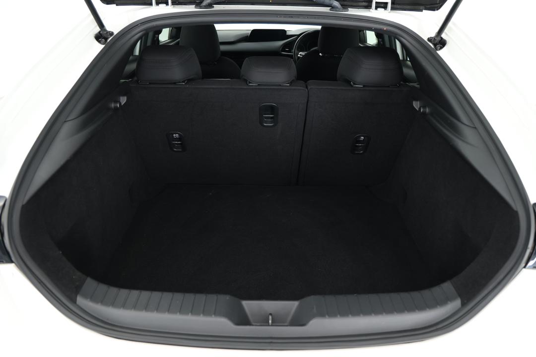 2022 Mazda 3 G20 Evolve, Automatic, 42595 km, Boot Inside View