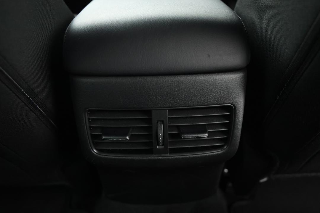 2022 Mazda 3 G20 Evolve, Automatic, 42595 km, Rear A/C Vent