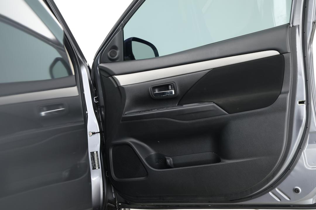 2017 Mitsubishi Outlander Ls Safety Pack (4x2), Automatic, 66075 km, Speaker View