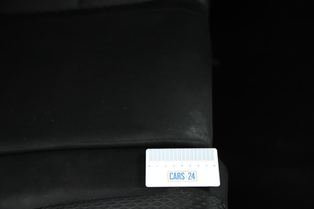 2017 Mitsubishi Outlander Ls Safety Pack (4x2), Automatic, 66075 km, Seats Rear RHS Wear