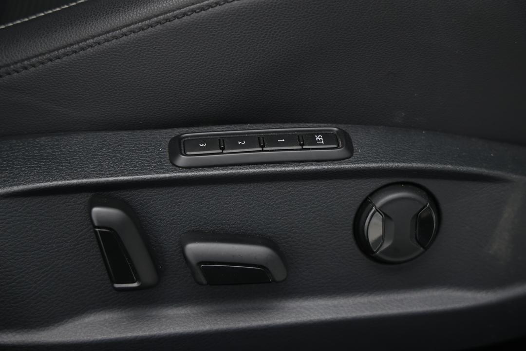 2019 Volkswagen Golf 110 Tsi Highline, Automatic, 67100 km, Speaker View