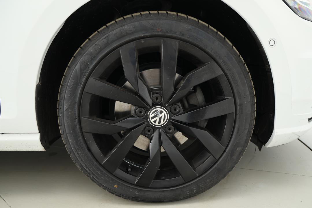 2019 Volkswagen Golf 110 Tsi Highline, Automatic, 67100 km, Right Front Wheel