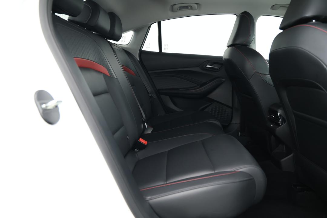 2023 MG Mg5 Vibe, Automatic, 39444 km, Right Side Rear Door Cabin View