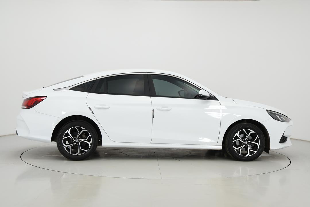 2023 MG Mg5 Vibe, Automatic, 39444 km, Right Side View