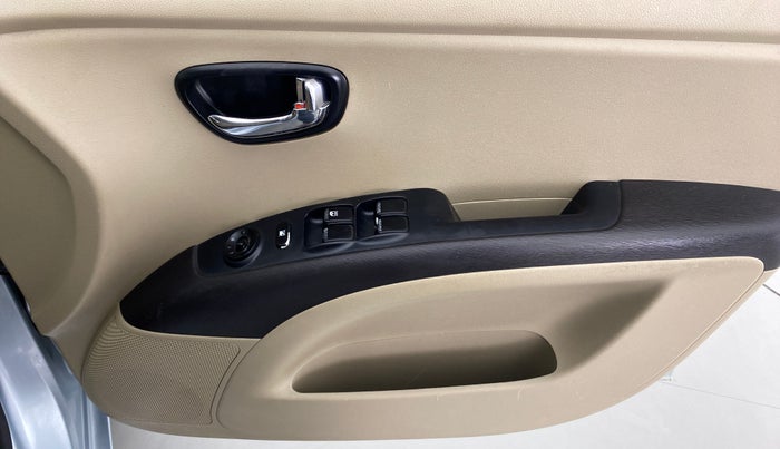 2012 Hyundai i10 MAGNA 1.2 KAPPA2, Petrol, Manual, 83,746 km, Driver Side Door Panels Control