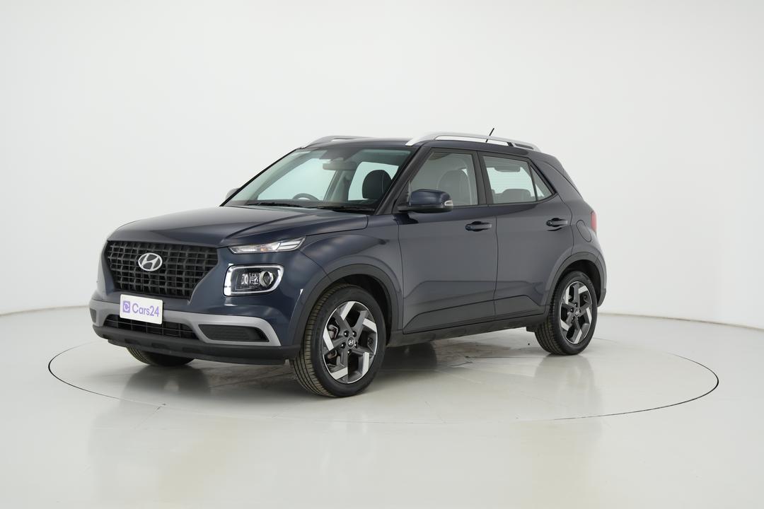 2024 Hyundai Venue Active, Automatic, 16534 km, Left Front Diagonal (45- Degree) View