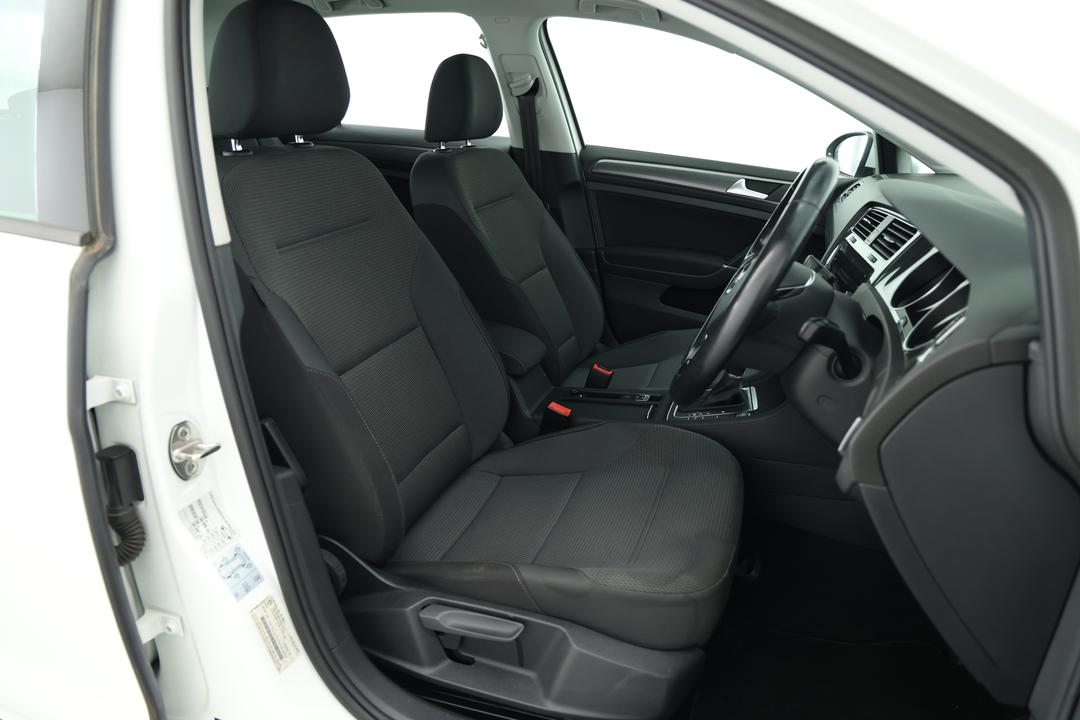 2018 Volkswagen Golf 110 Tsi Comfortline, Automatic, 61622 km, Speaker View