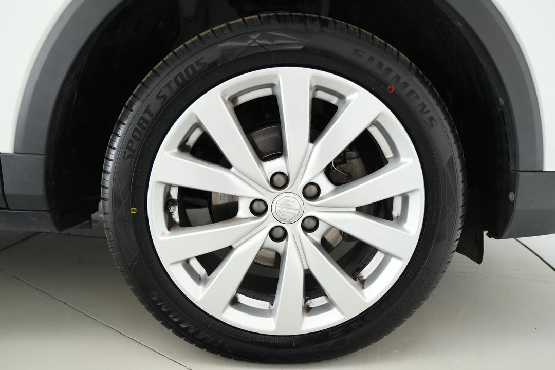 2023 MG ZS Excite, Automatic, 33704 km, Right Front Wheel