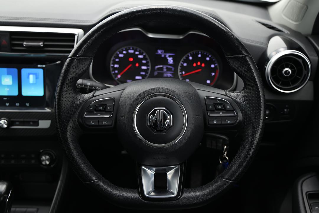 2023 MG ZS Excite, Automatic, 33704 km, Steering Wheel Close-up