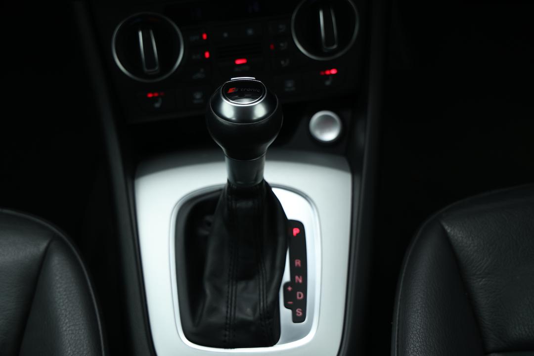 2017 Audi Q3 1.4 Tfsi (110kw), Automatic, 89829 km, Gear Lever 