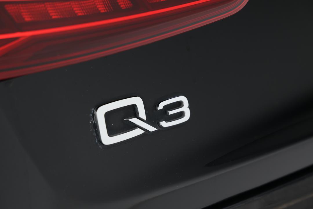2017 Audi Q3 1.4 Tfsi (110kw), Automatic, 89829 km, Badge (Boot Left Side)
