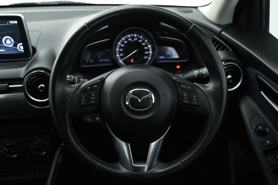 2016 Mazda 2 Maxx, Automatic, 123123 km, Steering Wheel Close-up