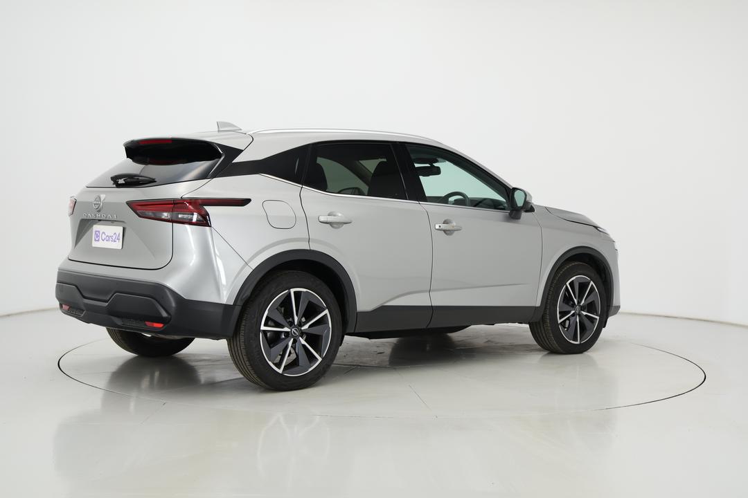 2024 Nissan Qashqai St-l, Automatic, 11132 km, Right Back Diagonal (45- Degree) View