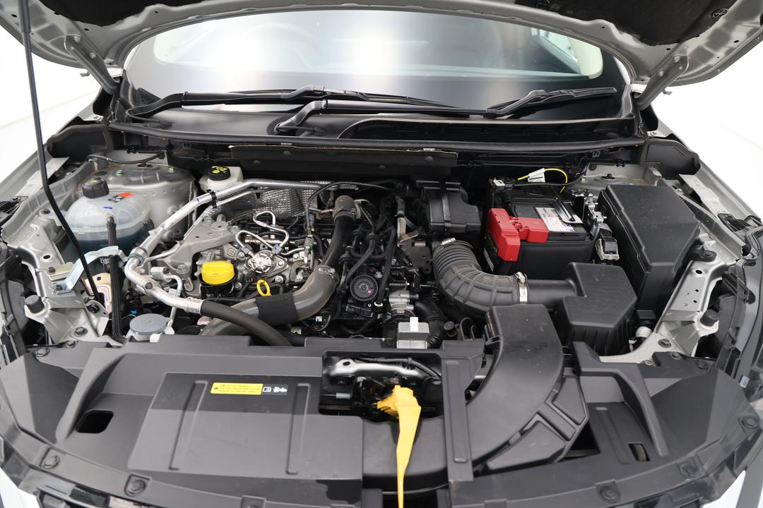 2024 Nissan Qashqai St-l, Automatic, 11132 km, Open Bonnet (Engine)
