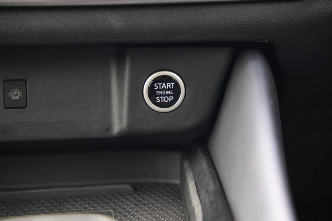 2024 Nissan Qashqai St-l, Automatic, 11132 km, Keyless / Button Start