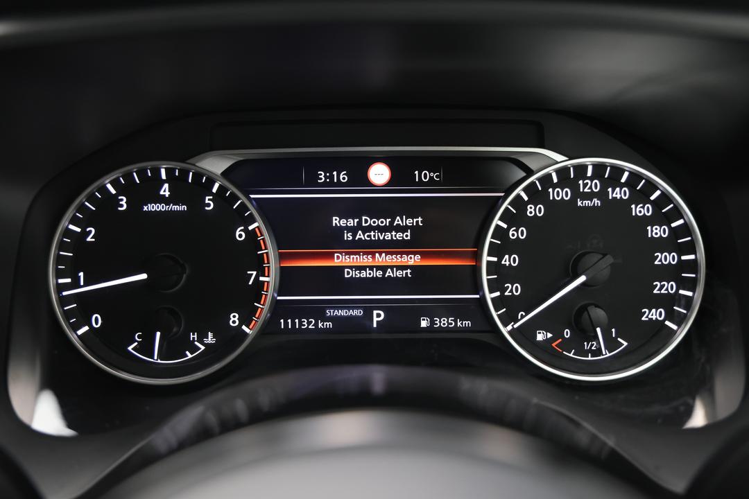 2024 Nissan Qashqai St-l, Automatic, 11132 km, Service History