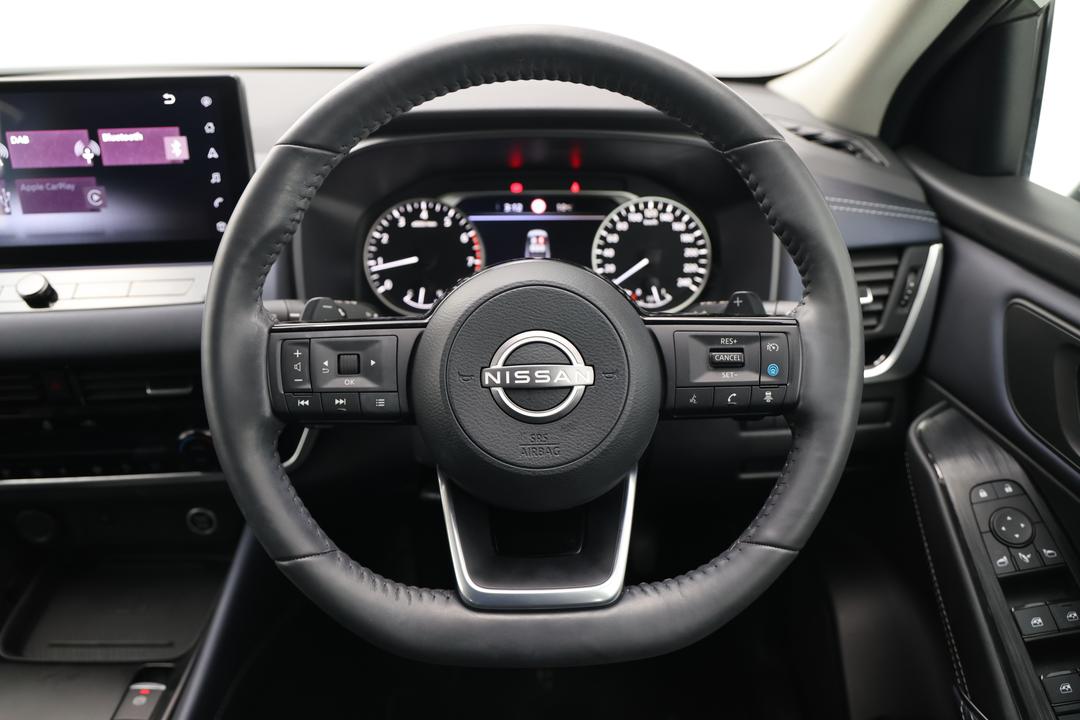 2024 Nissan Qashqai St-l, Automatic, 11132 km, Steering Wheel Close-up