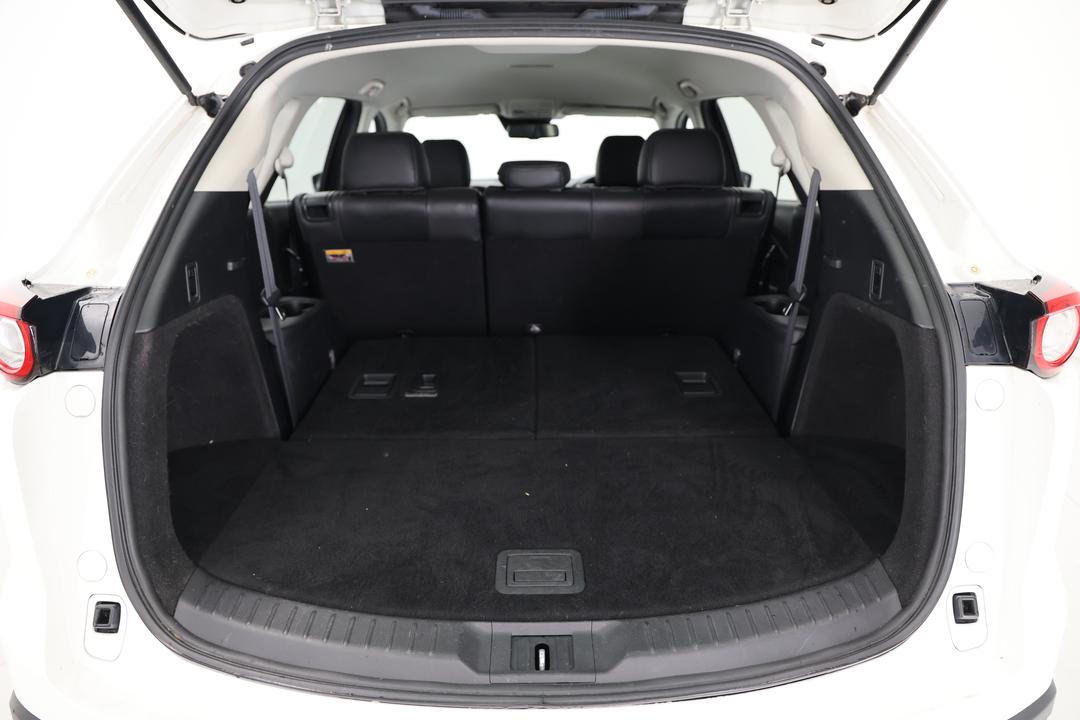 2017 Mazda CX-9 Touring (FWD), Automatic, 132577 km, Boot Inside View