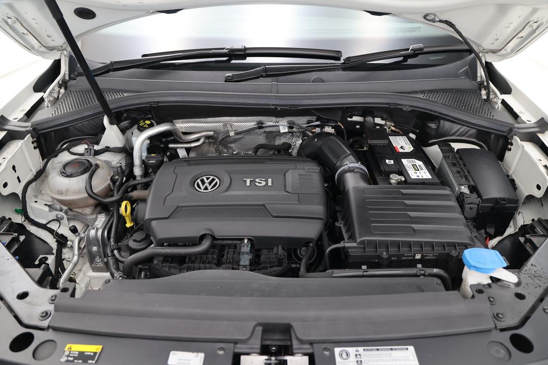 2019 Volkswagen Tiguan 162 Tsi Highline, Automatic, 85600 km, Open Bonnet (Engine)