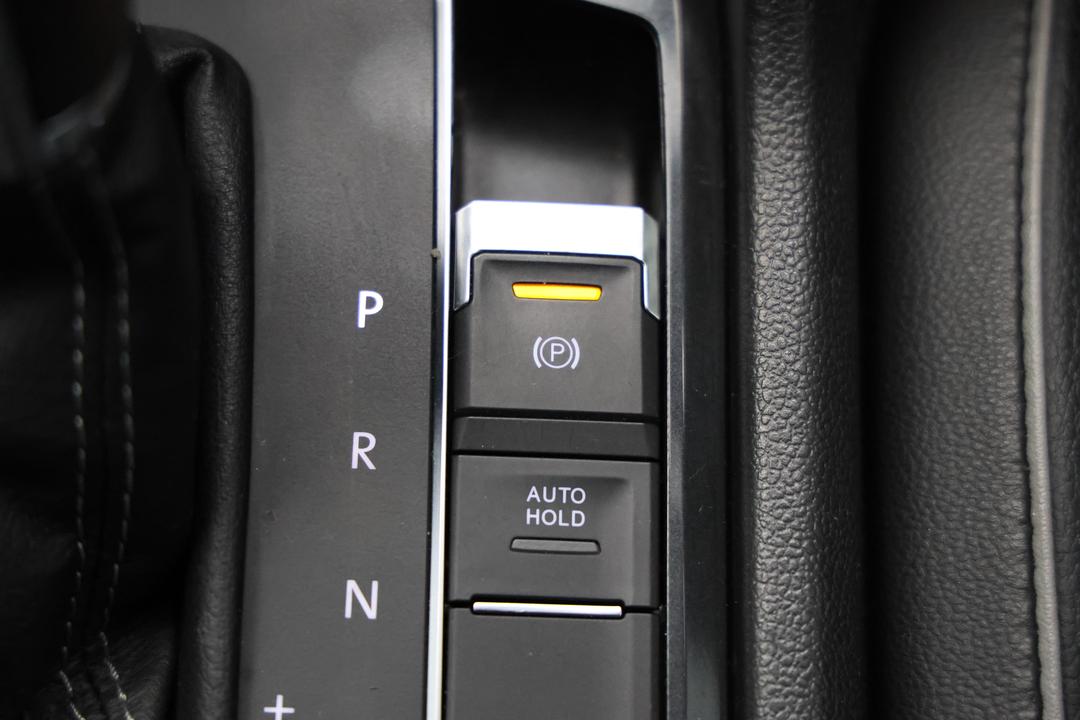 2019 Volkswagen Tiguan 162 Tsi Highline, Automatic, 85600 km, Handbrake