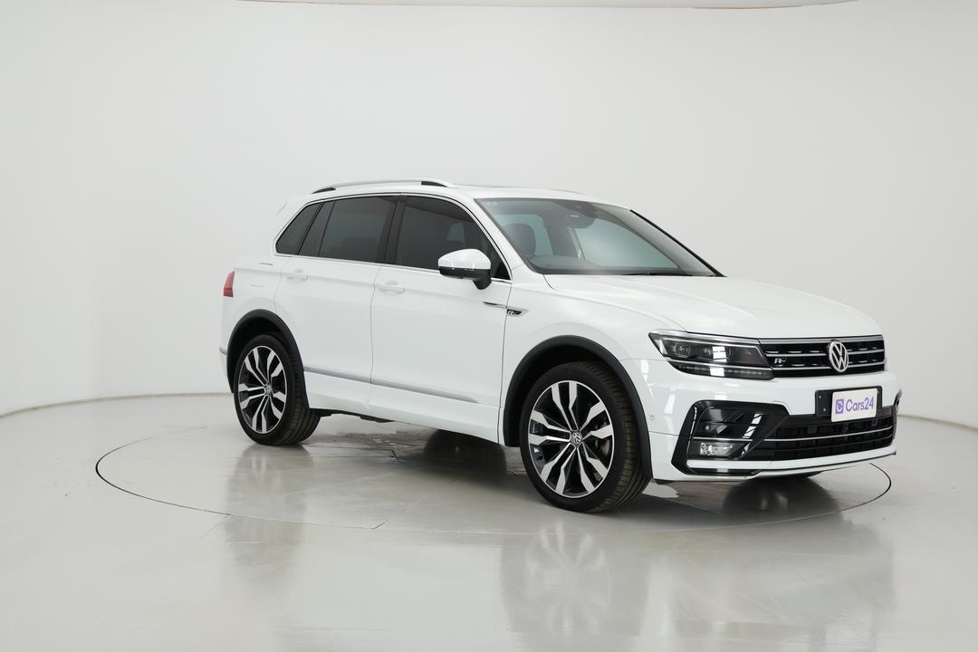2019 Volkswagen Tiguan 162 Tsi Highline, Automatic, 85600 km, Right Front Diagonal (45- Degree) View