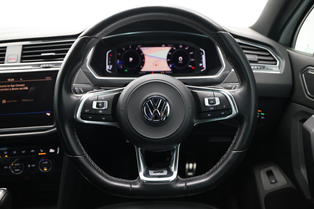 2019 Volkswagen Tiguan 162 Tsi Highline, Automatic, 85600 km, Steering Wheel Close-up