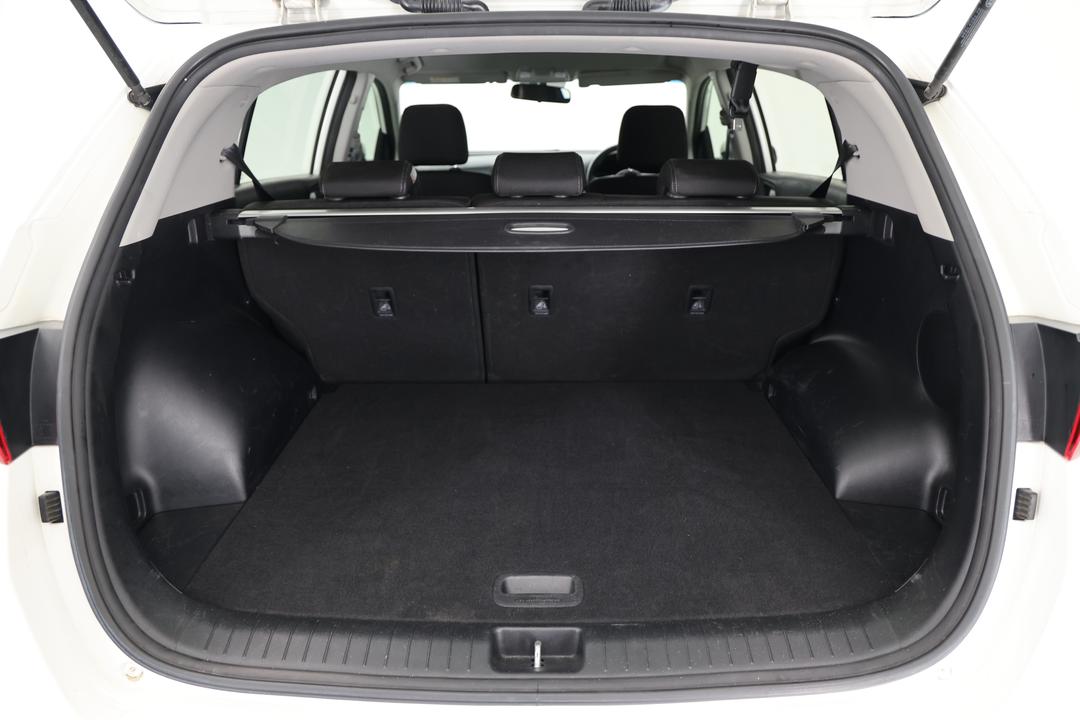 2016 Kia Sportage Si (FWD), Automatic, 141509 km, Boot Inside View