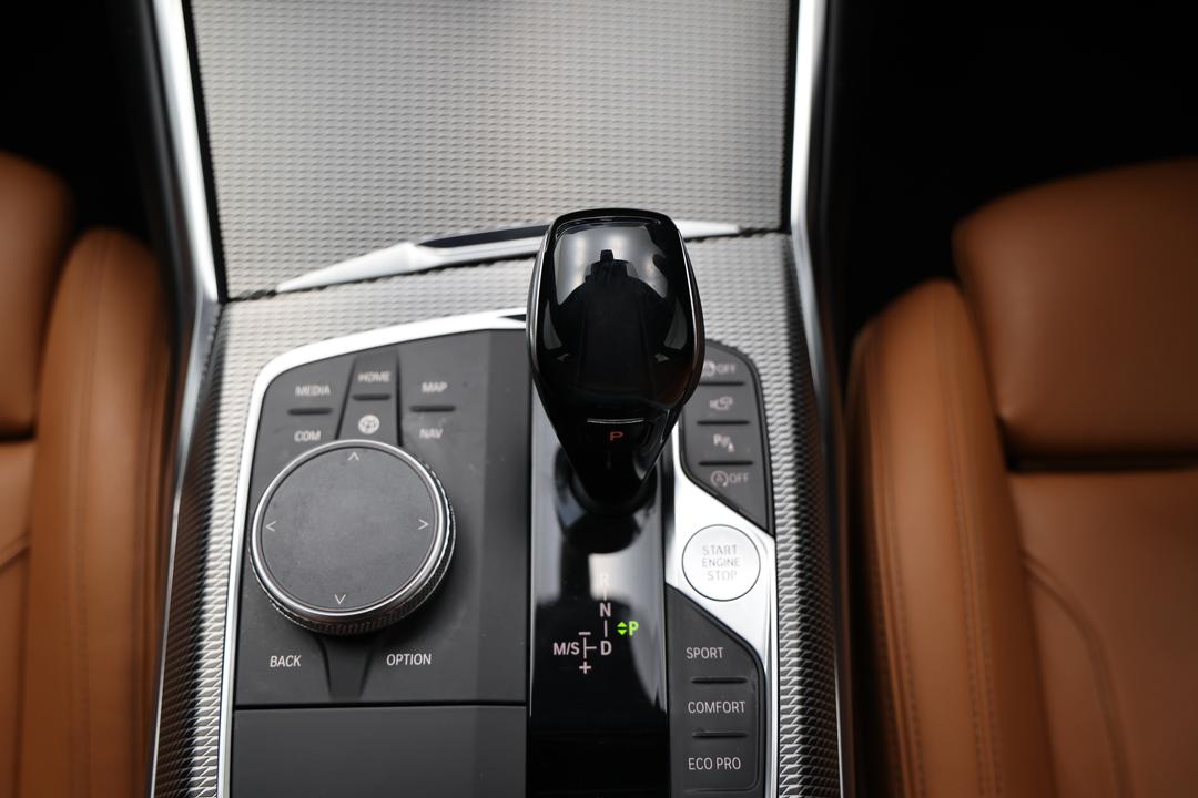 2019 BMW 3 30i M Sport, Automatic, 38263 km, Gear Lever 