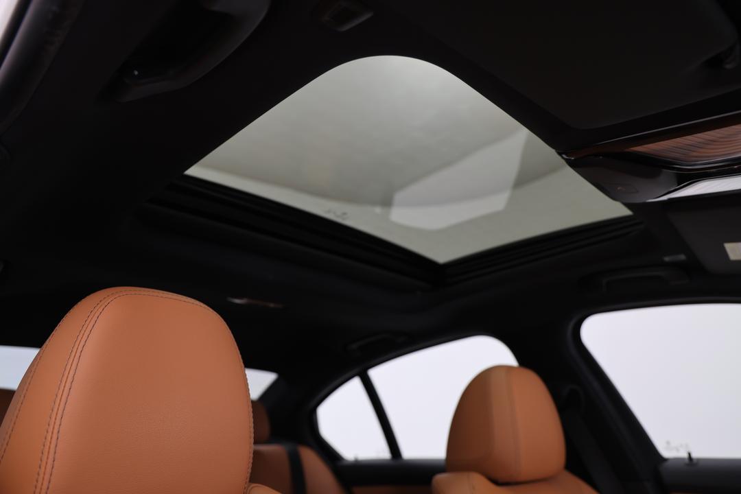 2019 BMW 3 30i M Sport, Automatic, 38263 km, Interior Sunroof/Moonroof