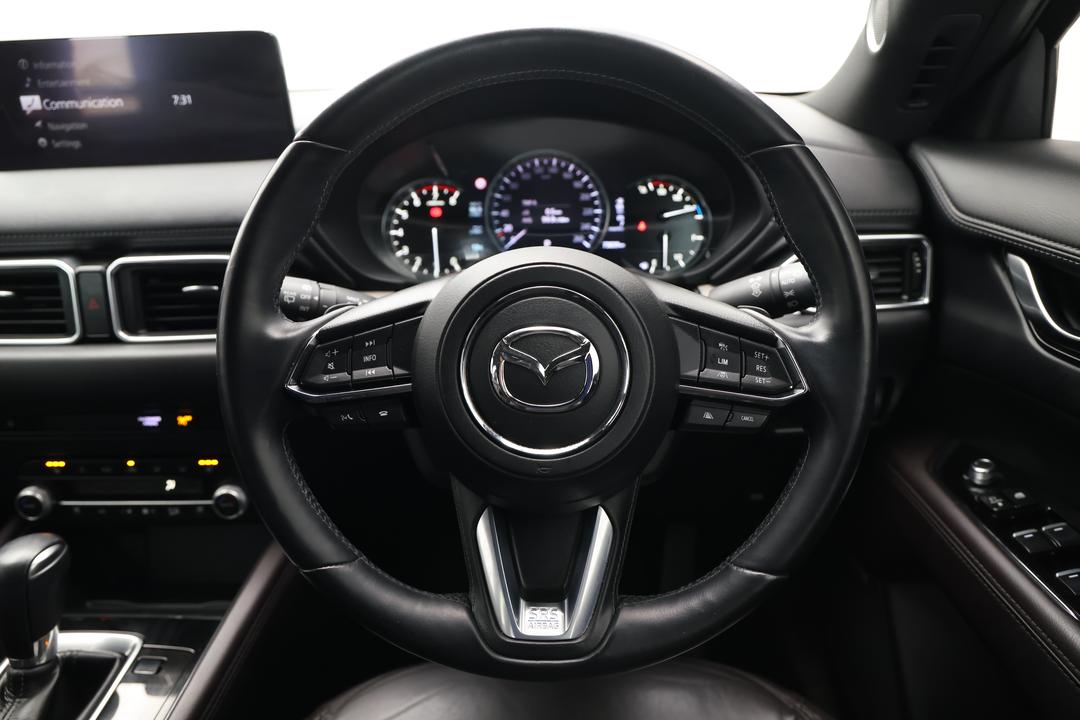 2022 Mazda CX-5 Akera (AWD), Automatic, 73839 km, Steering Wheel Close-up