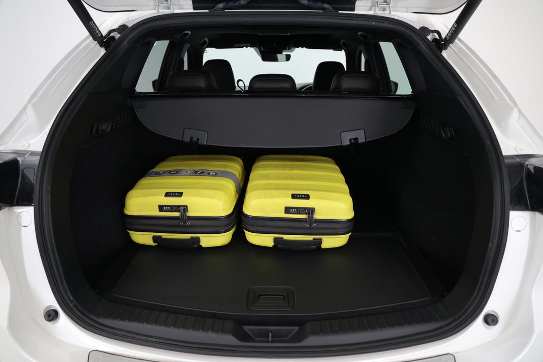 2022 Mazda CX-5 Akera (AWD), Automatic, 73839 km, Boot Inside View with Luggage