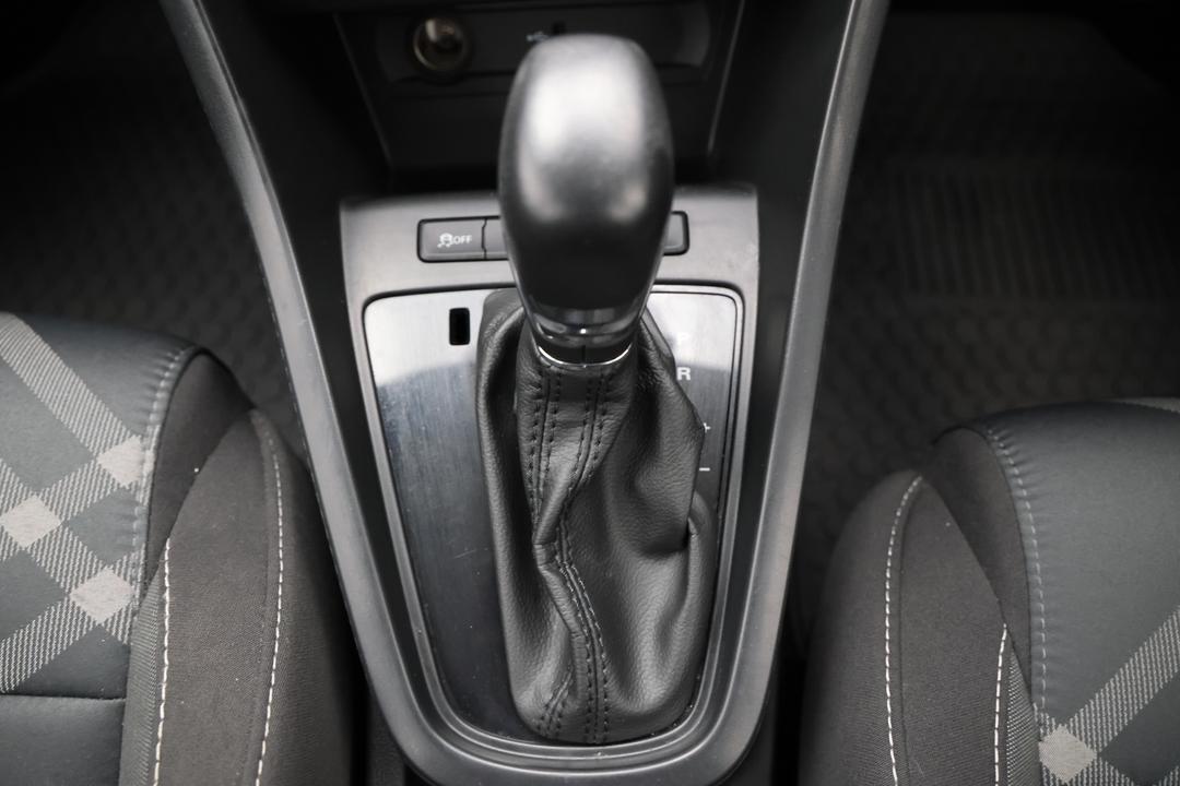 2023 MG Mg3 Auto Core, Automatic, 34041 km, Gear Lever 