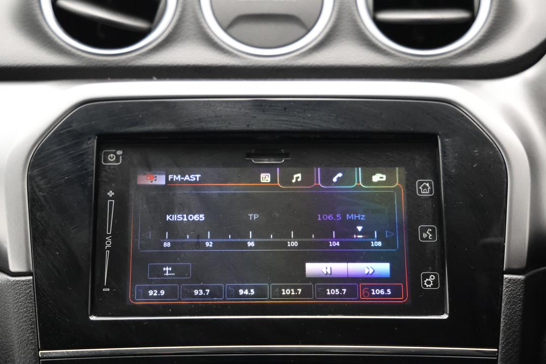 2024 Suzuki Vitara 1.6l, Automatic, 36924 km, Infotainment System