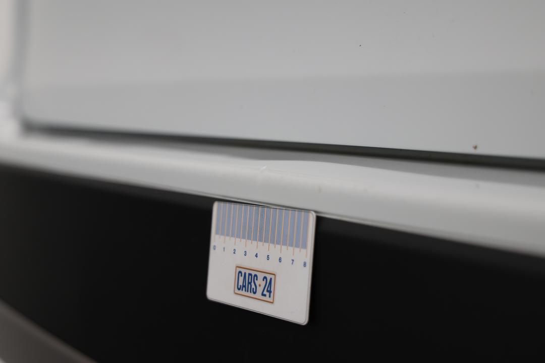 2024 Suzuki Vitara 1.6l, Automatic, 36924 km, Bumper Rear Chip