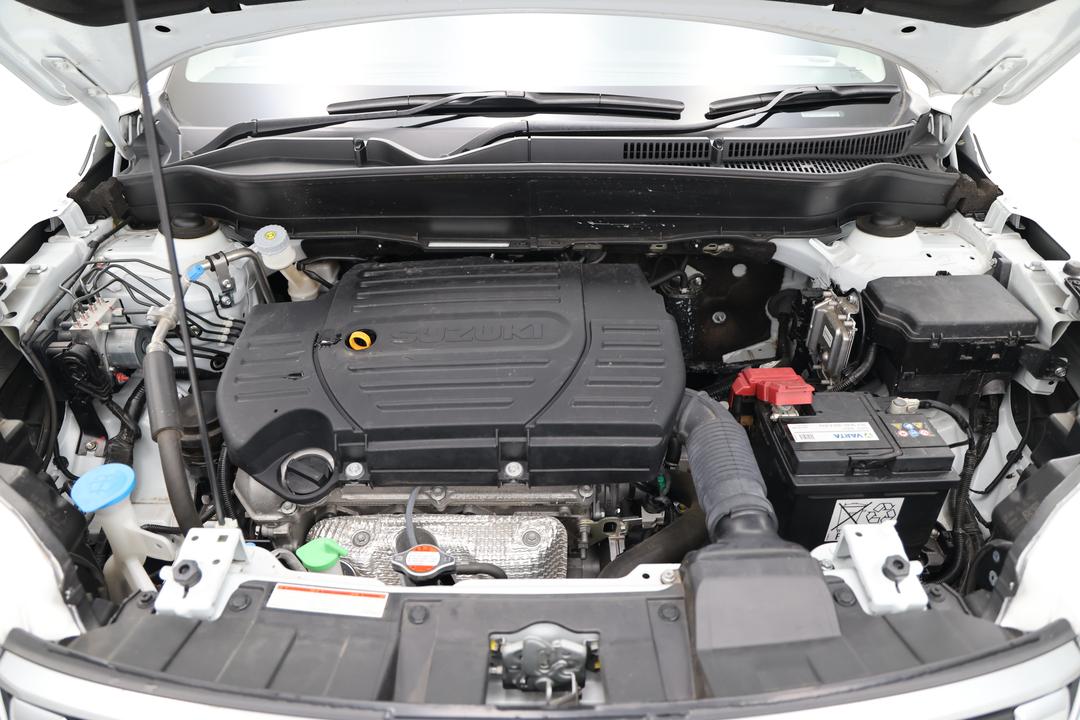 2024 Suzuki Vitara 1.6l, Automatic, 36924 km, Open Bonnet (Engine)
