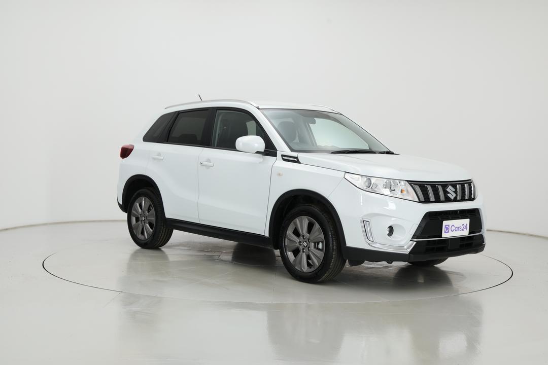 2024 Suzuki Vitara 1.6l, Automatic, 36924 km, Right Front Diagonal (45- Degree) View