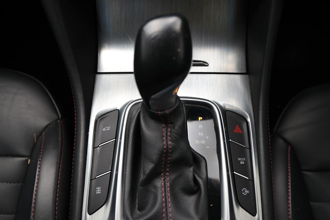 2021 MG HS Essence X, Automatic, 66841 km, Gear Lever 
