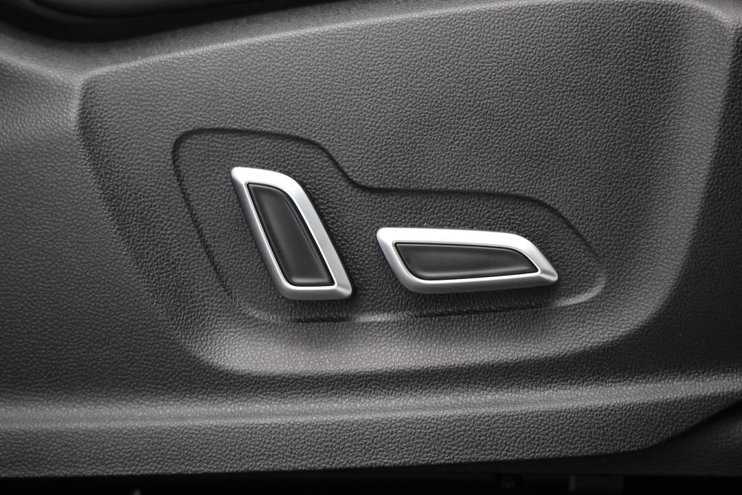 2021 MG HS Essence X, Automatic, 66841 km, Speaker View