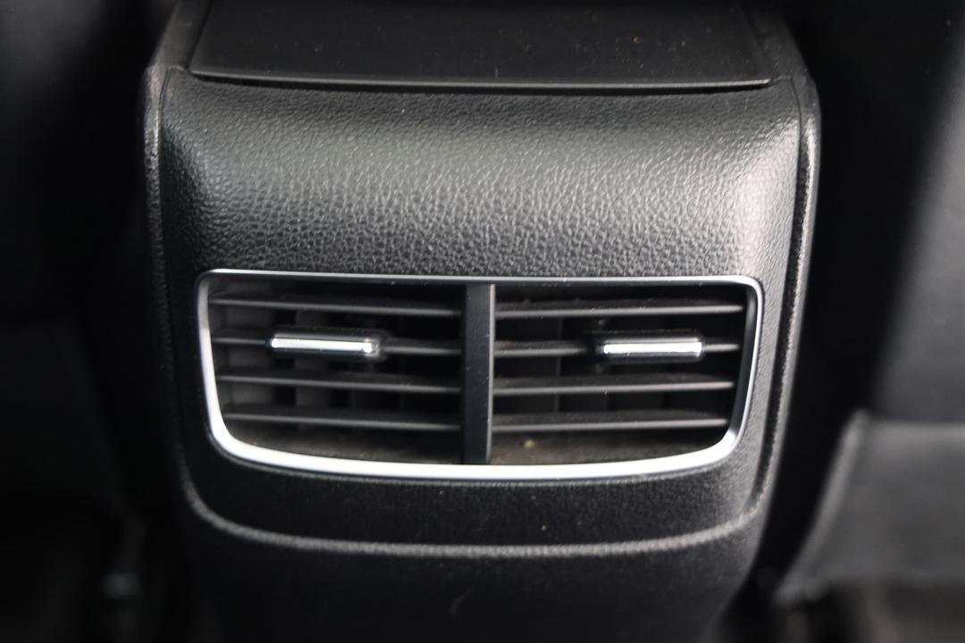 2021 MG HS Essence X, Automatic, 66841 km, Rear A/C Vent