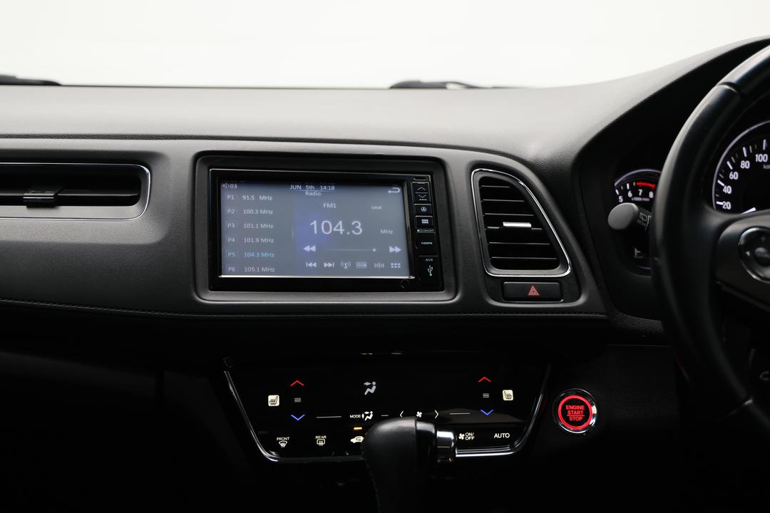 2019 Honda HR-V Vti-lx, Automatic, 102665 km, Center Console