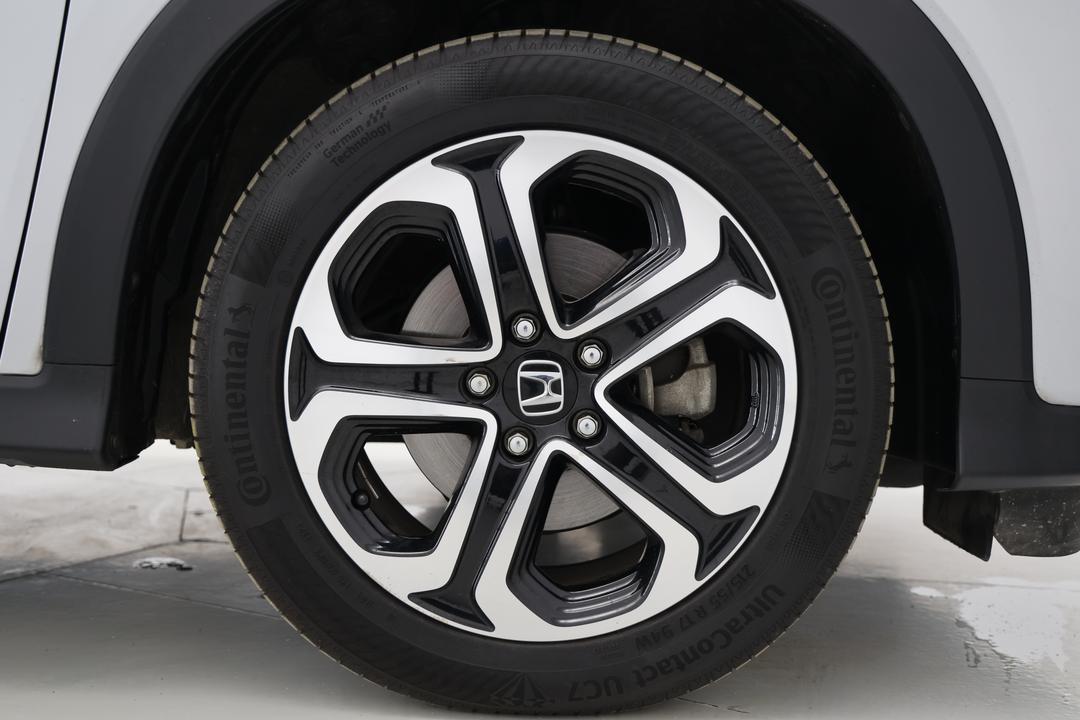 2019 Honda HR-V Vti-lx, Automatic, 102665 km, Right Front Wheel