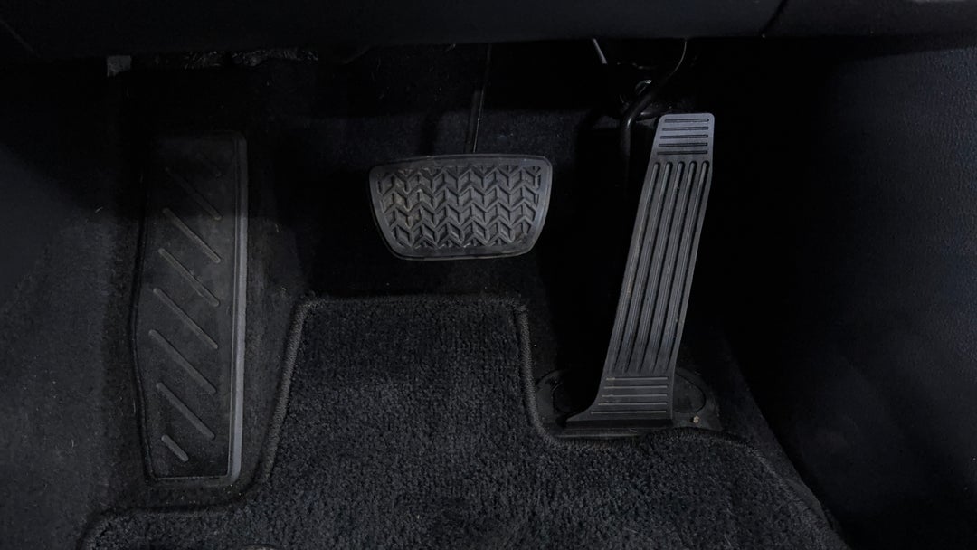 Pedals and Footmat