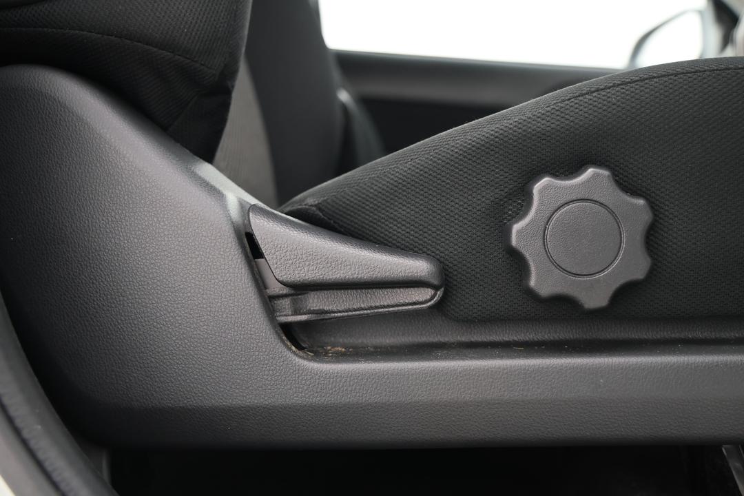 2021 Mitsubishi Triton Gls (4x4), Automatic, 116996 km, Pedals and Footmat