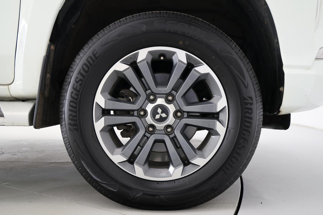 2021 Mitsubishi Triton Gls (4x4), Automatic, 116996 km, Open Bonnet (Engine)